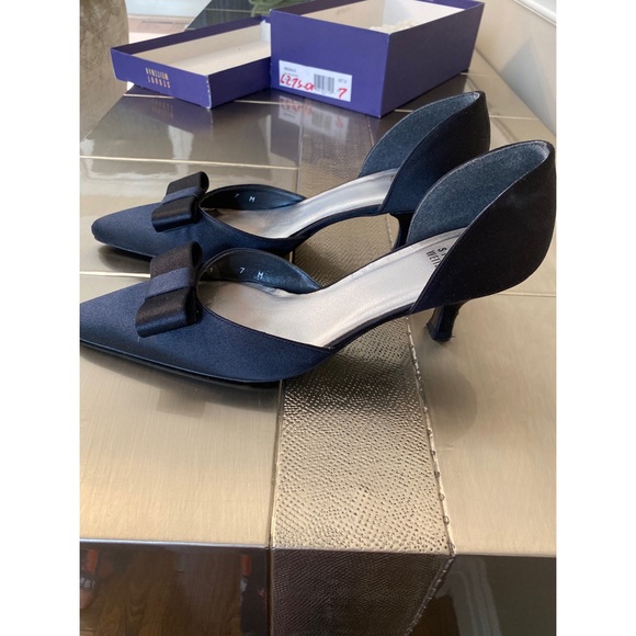 Black Stuart Weitzman Heels - Picture 3 of 6